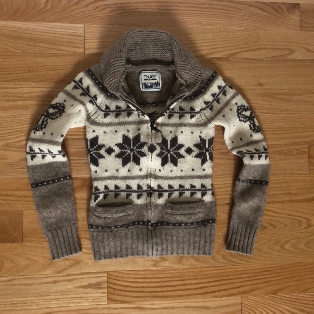 Aritzia TNA 100% Lambswool Sweater Jacket